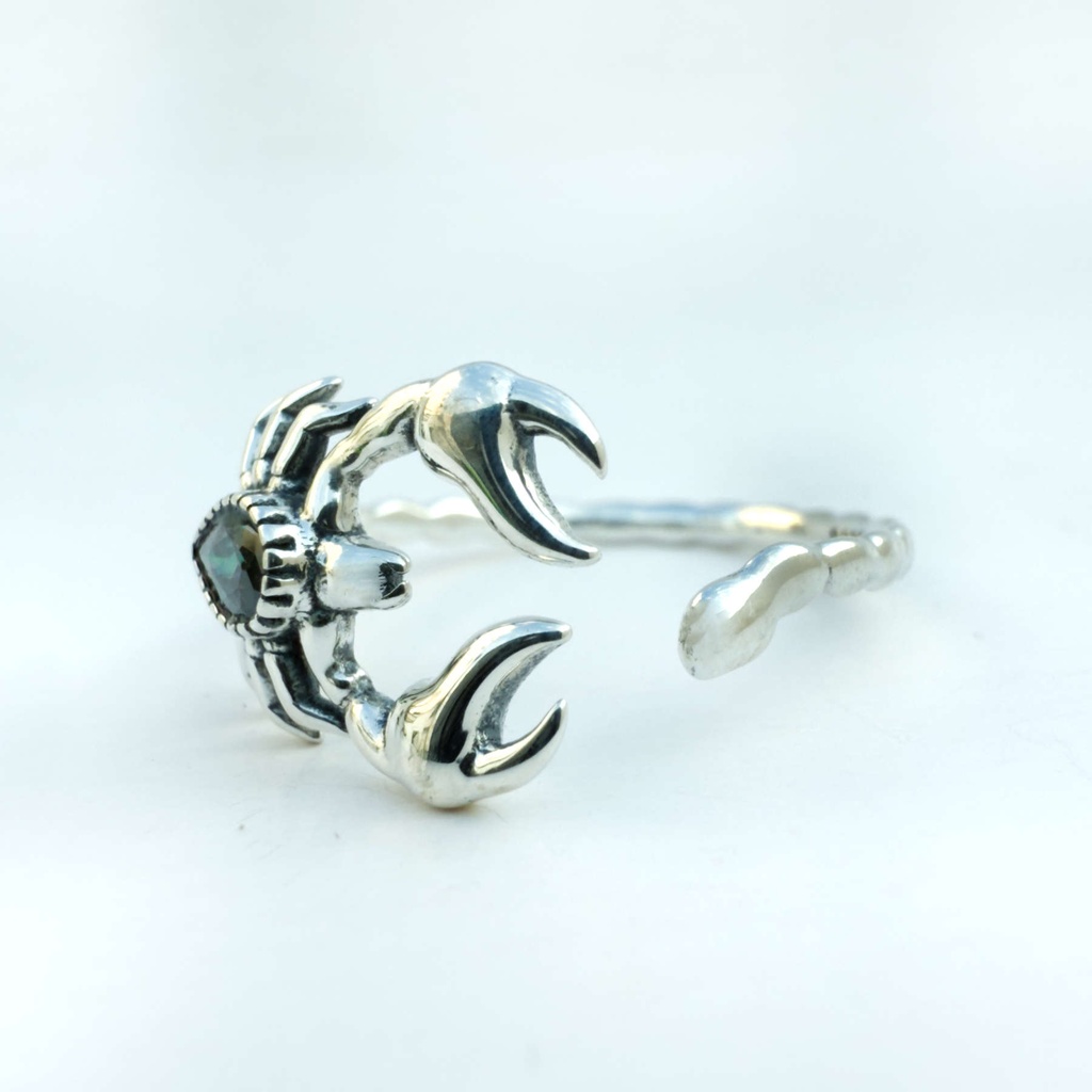 Anillo zodiaco escorpio  (Plata 925)