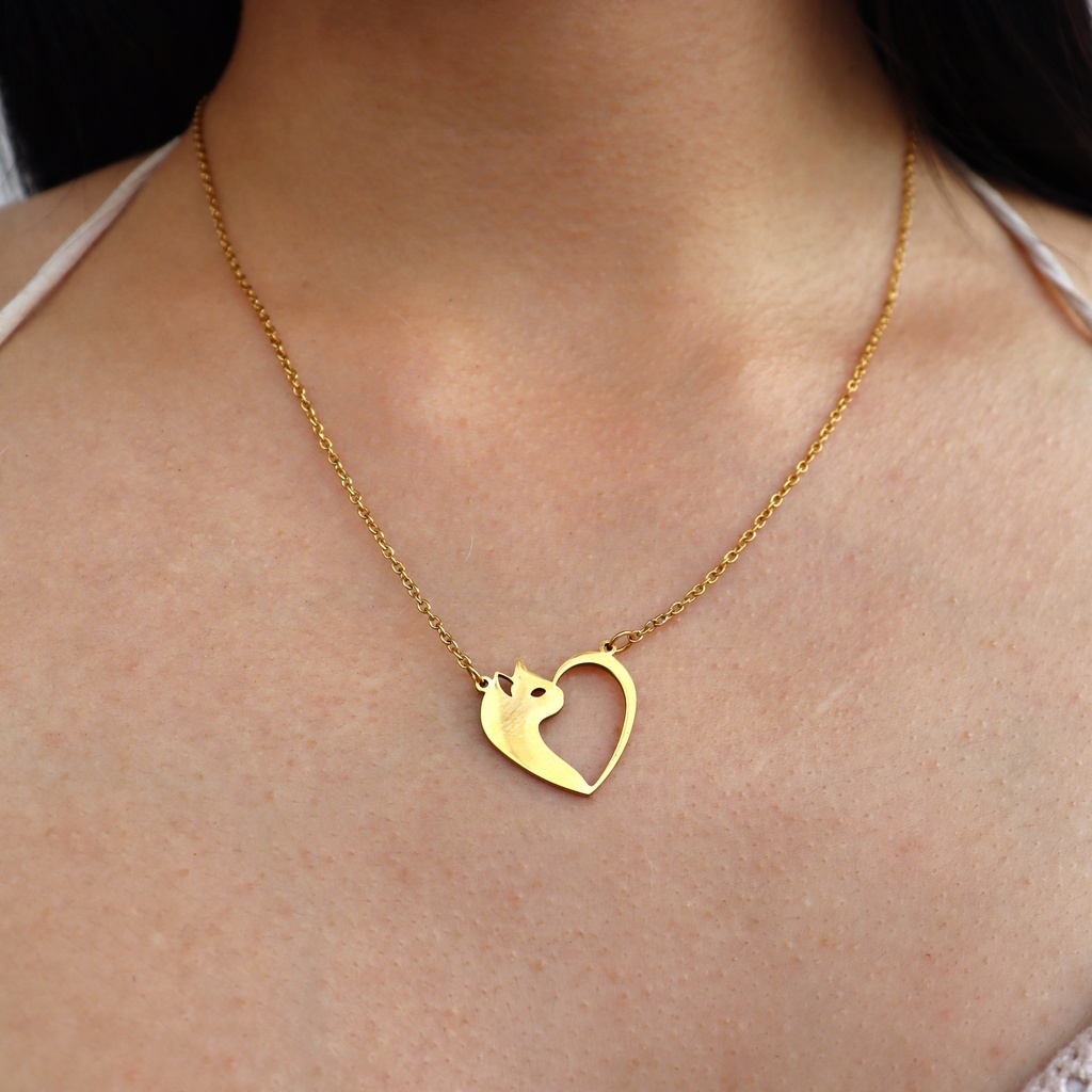 Collar Gato Corazón Dorado (Acero Inoxidable)